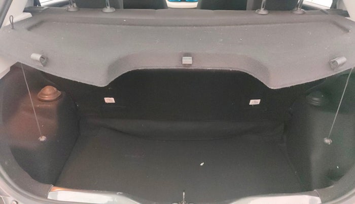 2024 Tata PUNCH CREATIVE  AMT, Petrol, Automatic, 10,180 km, Boot Inside