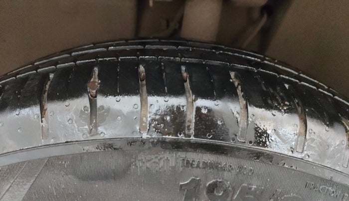 2024 Tata PUNCH CREATIVE  AMT, Petrol, Automatic, 10,180 km, Left Front Tyre Tread