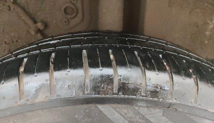 2024 Tata PUNCH CREATIVE  AMT, Petrol, Automatic, 10,180 km, Left Rear Tyre Tread