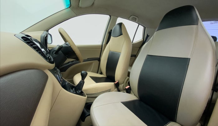 2009 Hyundai i10 SPORTZ 1.2, Petrol, Manual, 1,06,440 km, Right Side Front Door Cabin