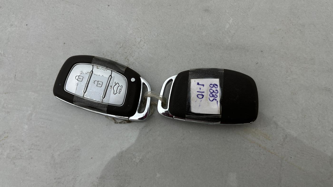 2024 Hyundai GRAND I10 NIOS ASTA AMT 1.2 KAPPA VTVT, Petrol, Automatic, 22,794 km, Key Close Up