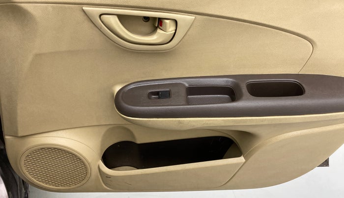 2012 Honda Brio 1.2 E MT I VTEC, CNG, Manual, 64,391 km, Driver Side Door Panels Control