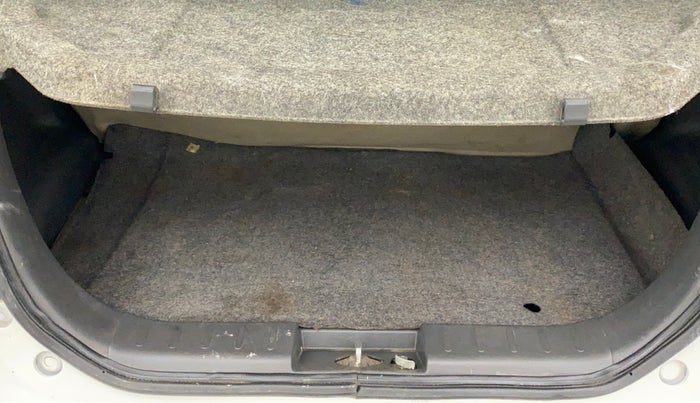 2014 Maruti Alto K10 VXI AMT, Petrol, Automatic, 61,596 km, Boot Inside