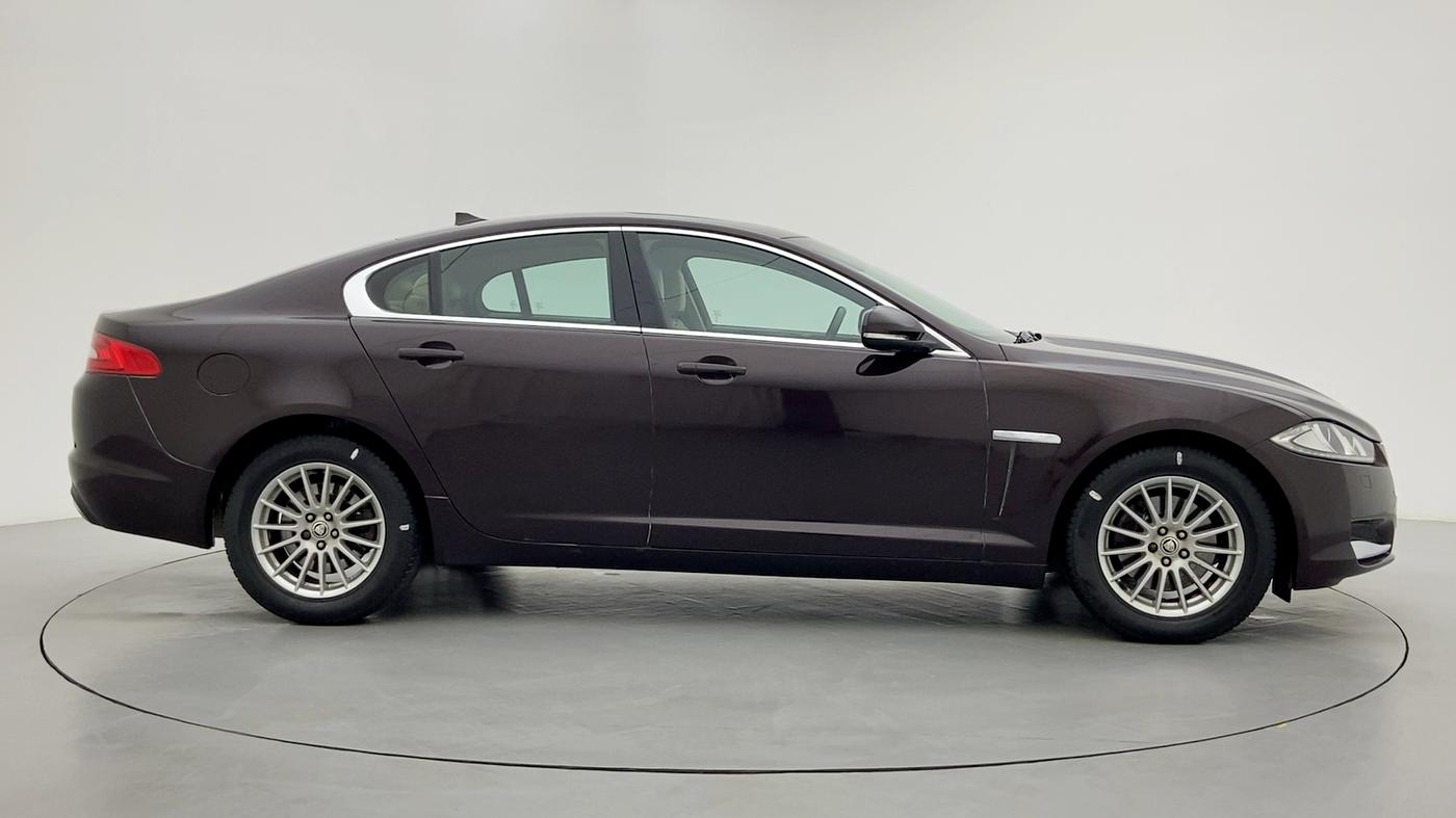 2013 Jaguar XF 2.2 DIESEL, Diesel, Automatic, 29,377 km, Right Side View