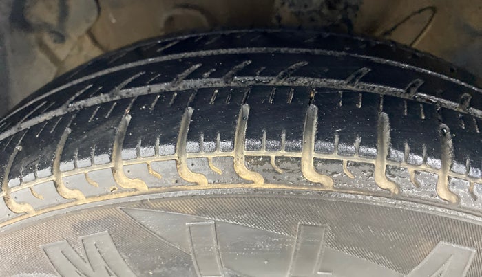 2019 Hyundai NEW SANTRO 1.1 MAGNA MT, Petrol, Manual, 68,967 km, Left Front Tyre Tread