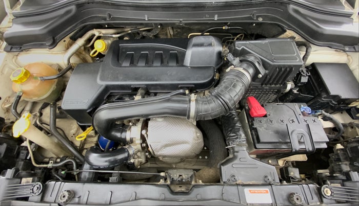 2019 Mahindra XUV300 W8(O), Diesel, Manual, 68,515 km, Open Bonet