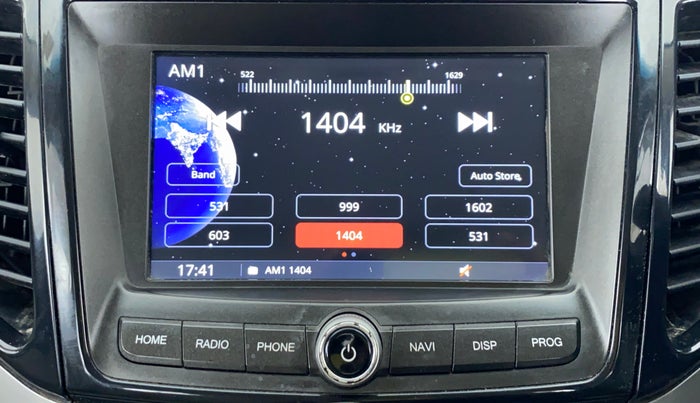 2019 Mahindra XUV300 W8(O), Diesel, Manual, 68,515 km, Infotainment System