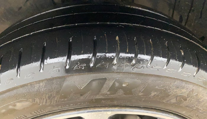 2024 Tata ALTROZ XZ PETROL, Petrol, Manual, 6,794 km, Left Front Tyre Tread