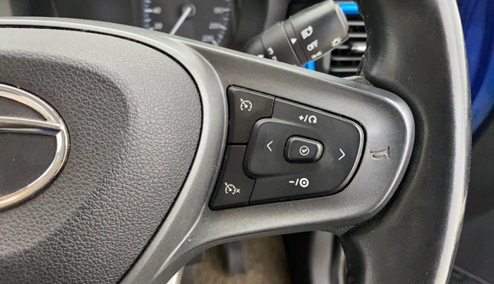 2022 Tata PUNCH CREATIVE AMT 1.2 RTN DUAL TONE, Petrol, Automatic, 37,122 km, Adaptive Cruise Control