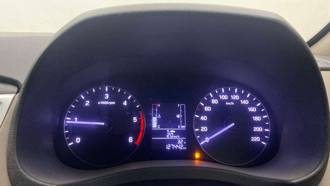 2016 Hyundai Creta BASE 1.4 DIESEL, Diesel, Manual, 1,27,403 km, Odometer Image