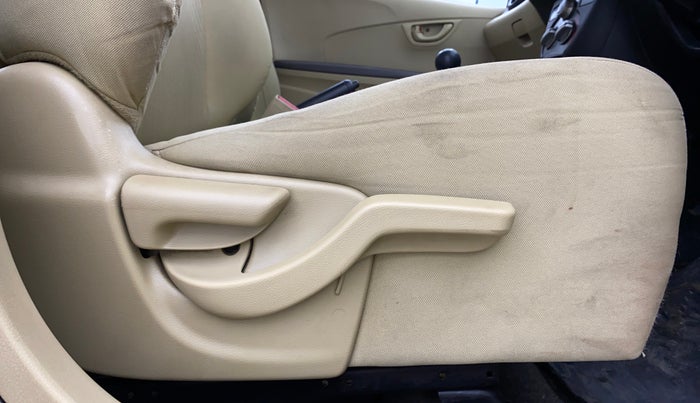 2013 Honda Amaze 1.2L I-VTEC S, Petrol, Manual, 34,207 km, Driver Side Adjustment Panel