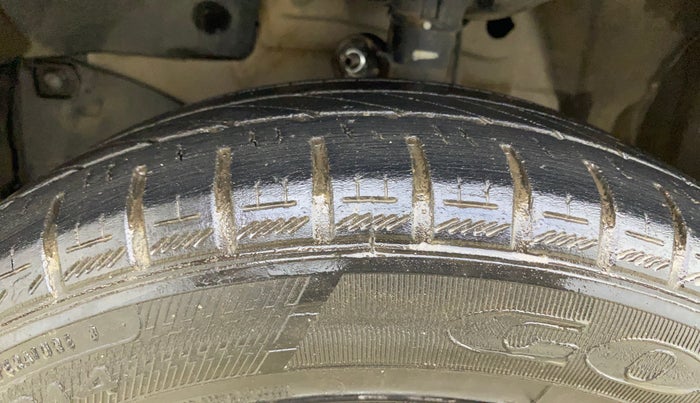 2013 Honda Amaze 1.2L I-VTEC S, Petrol, Manual, 34,207 km, Left Front Tyre Tread