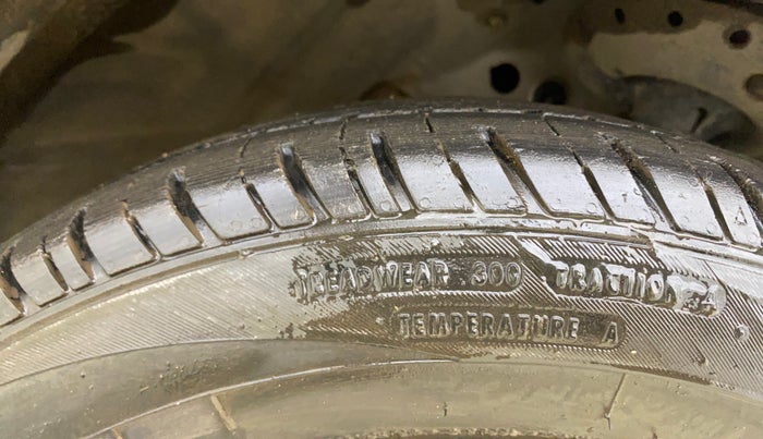 2013 Honda Amaze 1.2L I-VTEC S, Petrol, Manual, 34,207 km, Right Front Tyre Tread