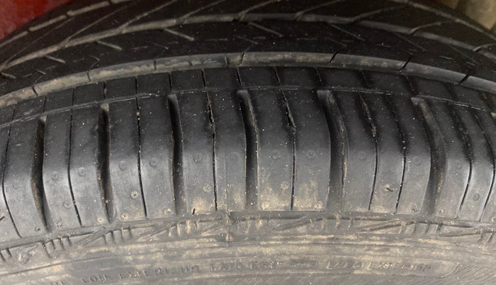 2015 Maruti Celerio VXI, Petrol, Manual, 61,913 km, Left Rear Tyre Tread