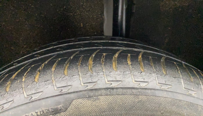 2018 Ford Ecosport TITANIUM + 1.5L DIESEL, Diesel, Manual, 46,183 km, Left Rear Tyre Tread