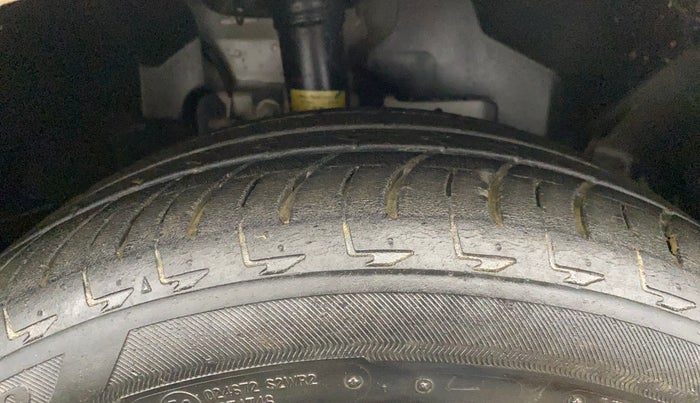 2018 Ford Ecosport TITANIUM + 1.5L DIESEL, Diesel, Manual, 46,183 km, Right Front Tyre Tread