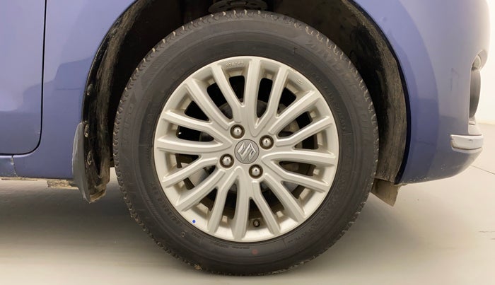 2018 Maruti Dzire ZDI AMT, Diesel, Automatic, 76,803 km, Right Front Wheel