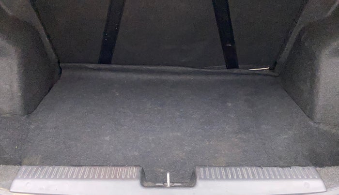 2018 Maruti Dzire ZDI AMT, Diesel, Automatic, 76,803 km, Boot Inside