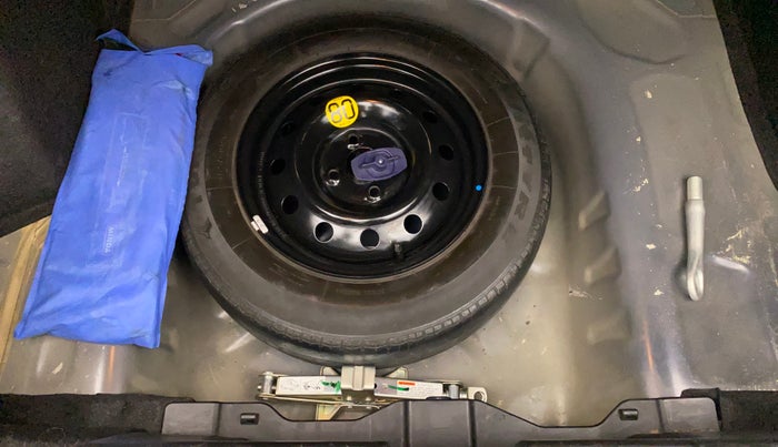 2018 Maruti Dzire ZDI AMT, Diesel, Automatic, 76,803 km, Spare Tyre