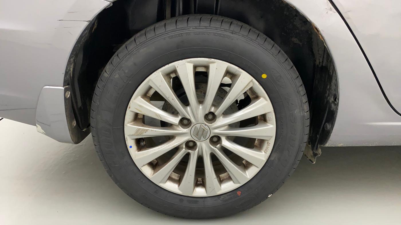 2014 Maruti Ciaz ZXI, Petrol, Manual, 86,736 km, Right Rear Wheel