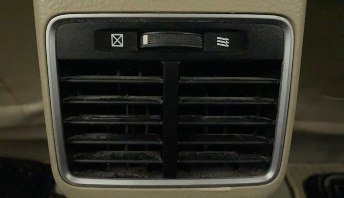 2014 Maruti Ciaz ZXI, Petrol, Manual, 86,736 km, Rear AC Vents