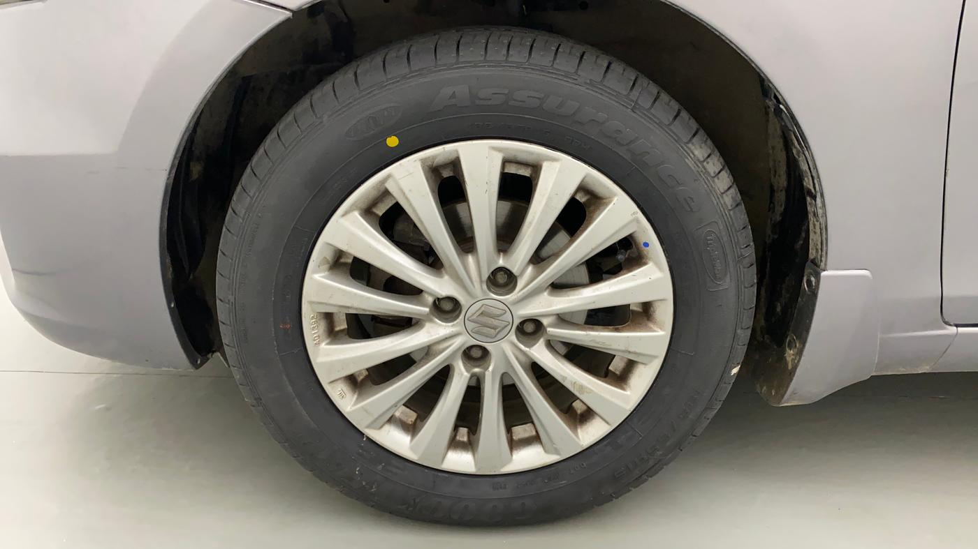 2014 Maruti Ciaz ZXI, Petrol, Manual, 86,736 km, Left Front Wheel