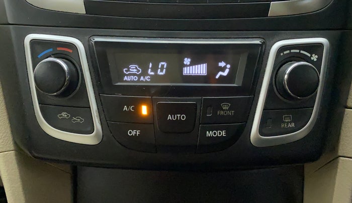 2014 Maruti Ciaz ZXI, Petrol, Manual, 86,736 km, Automatic Climate Control