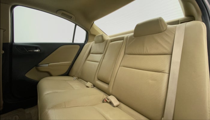 2015 Honda City VX MT PETROL, Petrol, Manual, 61,656 km, Right Side Rear Door Cabin
