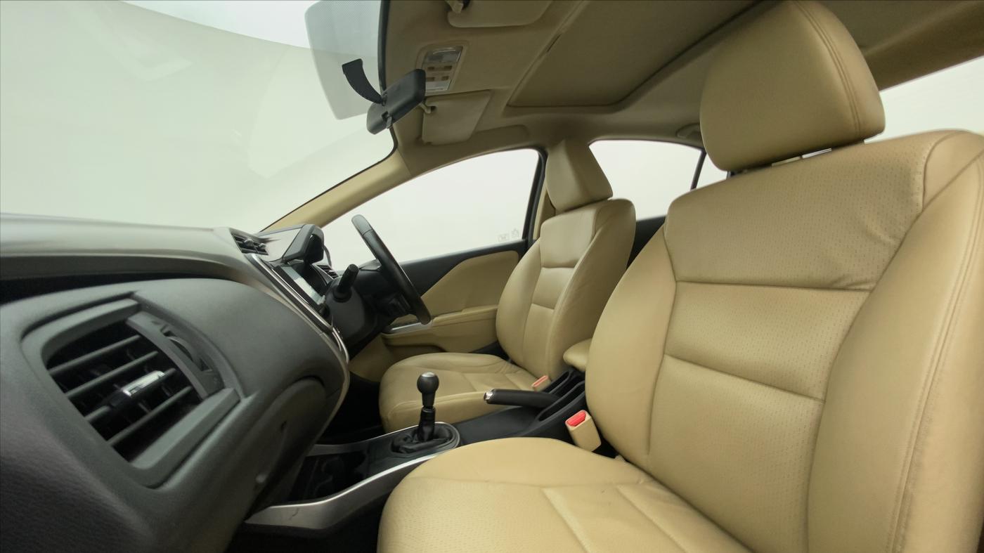 2015 Honda City VX MT PETROL, Petrol, Manual, 61,656 km, Right Side Front Door Cabin