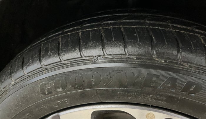 2021 Hyundai AURA SX 1.2, Petrol, Manual, 41,062 km, Right Front Tyre Tread