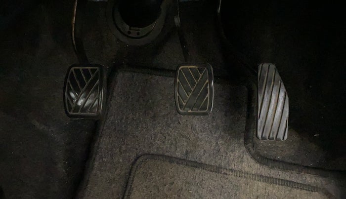 2018 Maruti Wagon R 1.0 LXI, Petrol, Manual, 35,060 km, Pedals