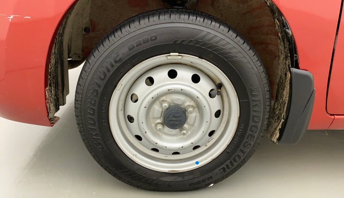 2018 Maruti Wagon R 1.0 LXI, Petrol, Manual, 35,060 km, Left Front Wheel