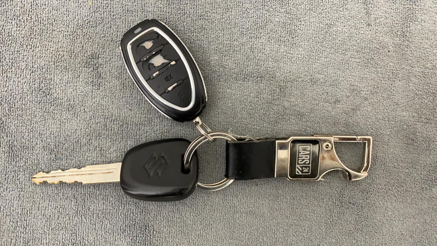 2018 Maruti Wagon R 1.0 LXI, Petrol, Manual, 35,060 km, Key Close Up