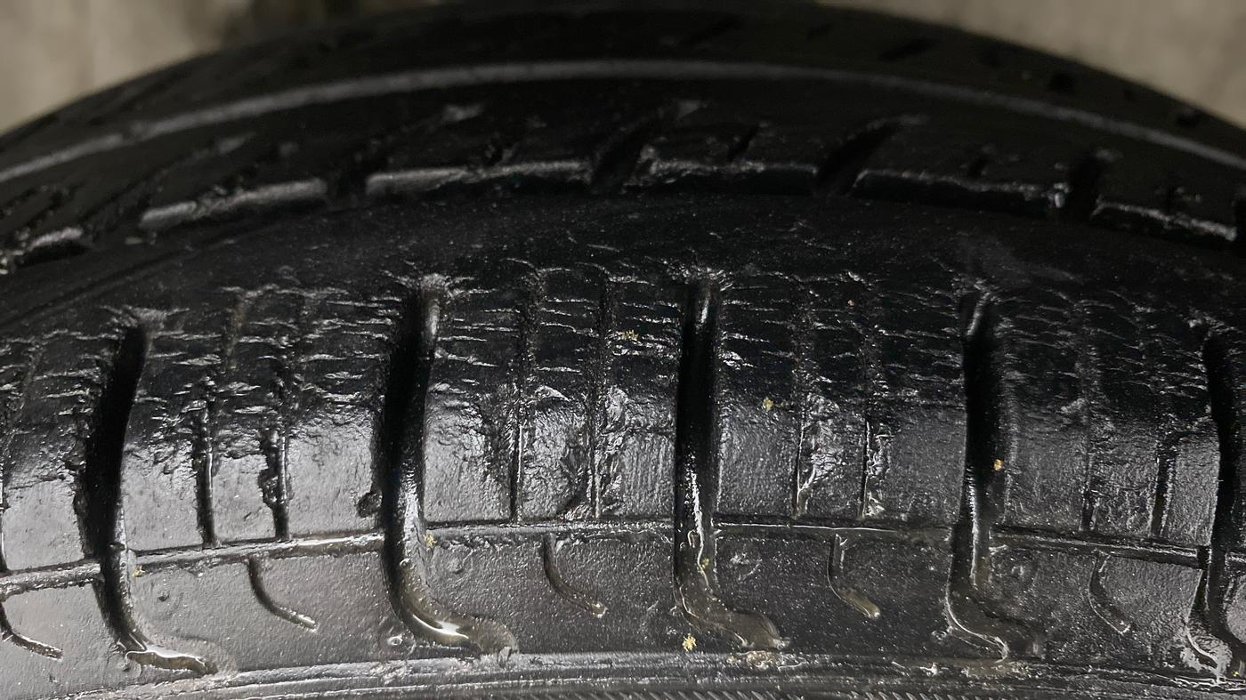 2013 Maruti Alto 800 LXI CNG, CNG, Manual, 97,490 km, Right Front Tyre Tread
