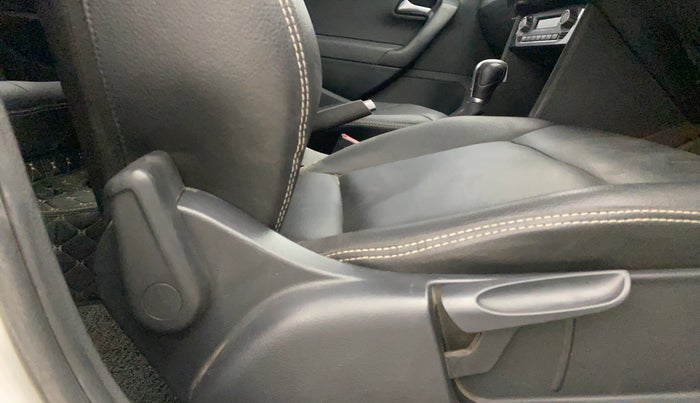 2015 Volkswagen Polo GT TSI AT, Petrol, Automatic, 1,23,356 km, Driver Side Adjustment Panel