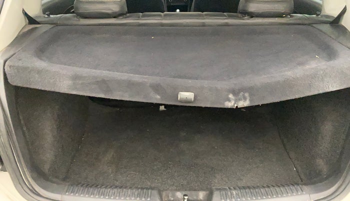 2015 Volkswagen Polo GT TSI AT, Petrol, Automatic, 1,23,356 km, Boot Inside