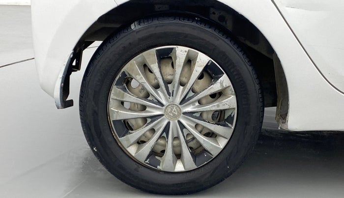 2018 Hyundai Eon ERA +, CNG, Manual, 78,450 km, Right Rear Wheel