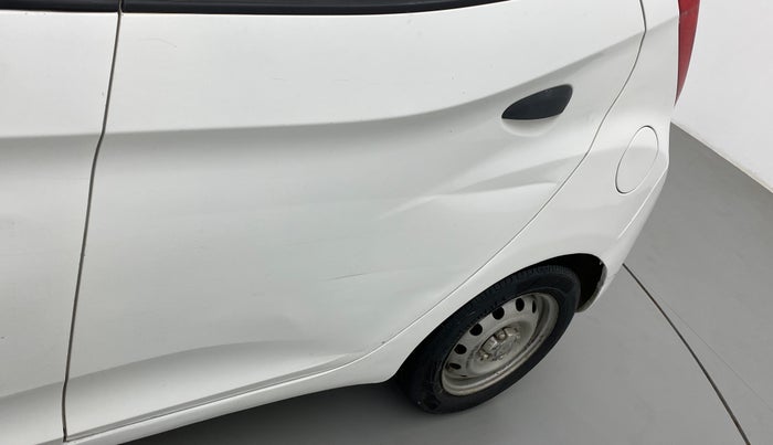 2018 Hyundai Eon ERA +, CNG, Manual, 78,450 km, Rear left door - Minor scratches
