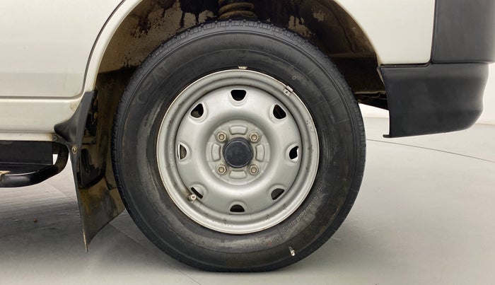 2019 Maruti Eeco 7 STR, Petrol, Manual, 36,142 km, Right Front Wheel