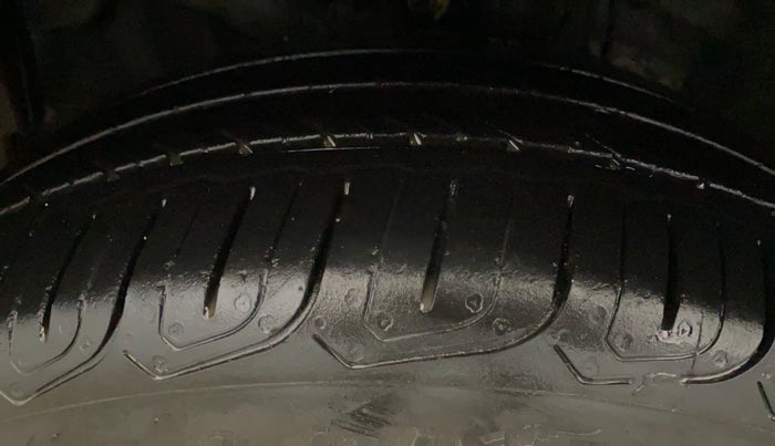 2024 Honda City 1.5L I-VTEC V, Petrol, Manual, 10,886 km, Left Front Tyre Tread