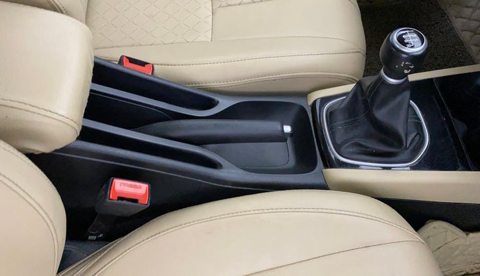 2024 Honda City 1.5L I-VTEC V, Petrol, Manual, 10,886 km, Gear Lever