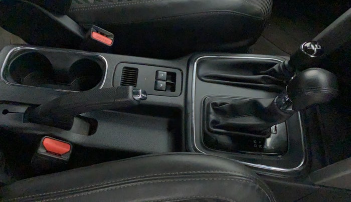 2021 Mahindra Thar LX PETROL HT 4WD AT, Petrol, Automatic, 18,189 km, Gear Lever