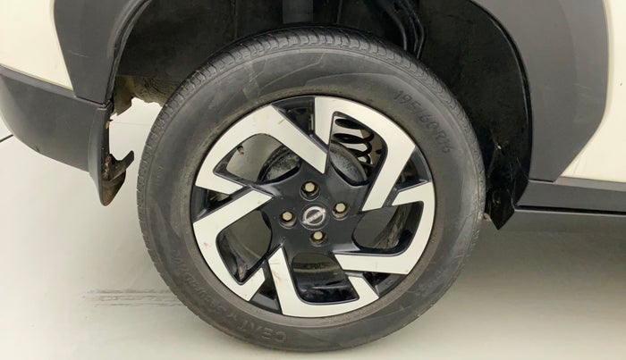 2021 Nissan MAGNITE XV PREMIUM DUAL TONE, Petrol, Manual, 43,055 km, Right Rear Wheel