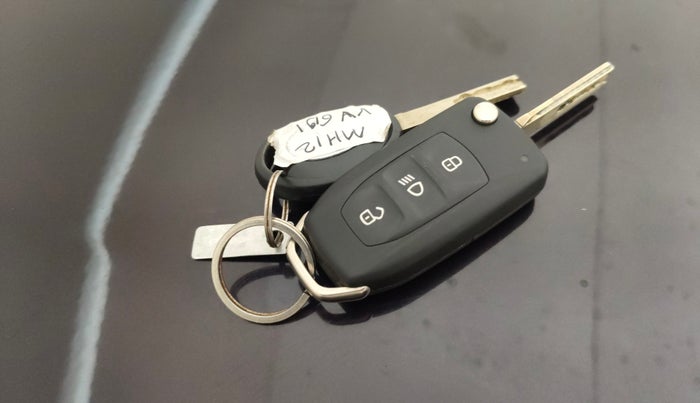 2023 Tata Tiago XZ PLUS PETROL, Petrol, Manual, 17,856 km, Key Close Up