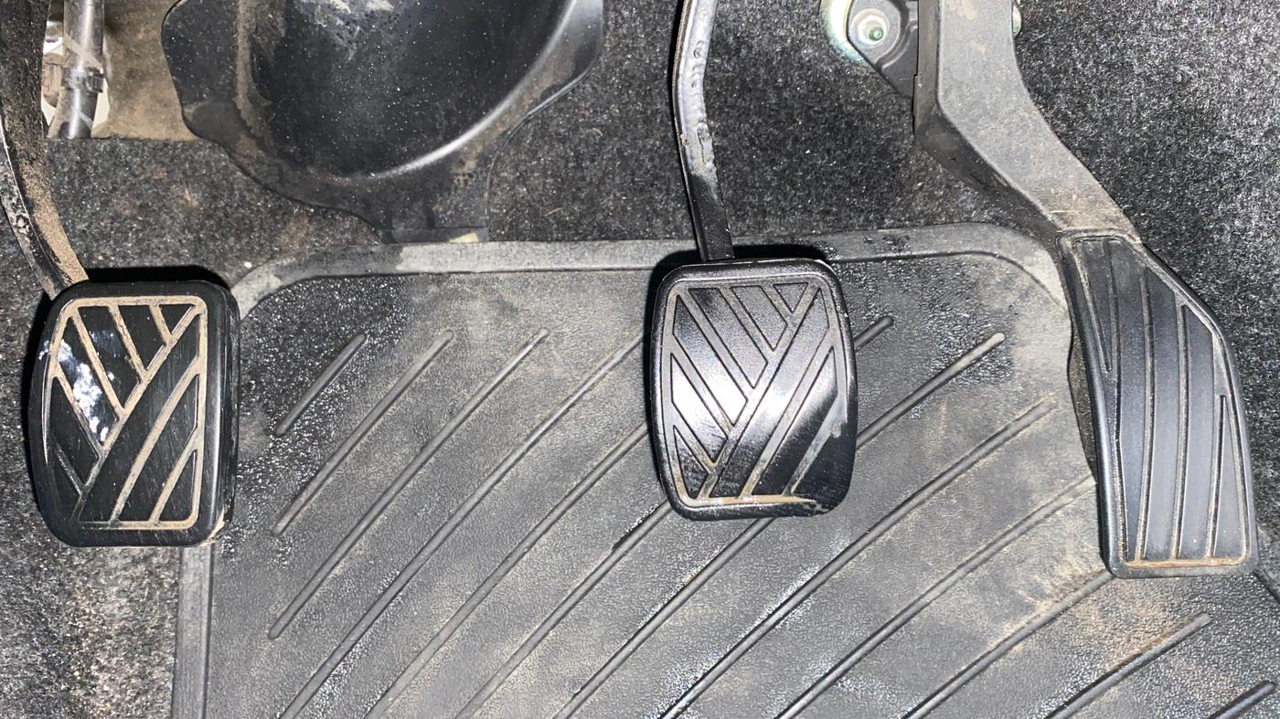 2011 Maruti Swift VXI D, Petrol, Manual, 88,298 km, Pedals
