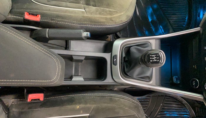 2020 Tata ALTROZ XZ DIESEL, Diesel, Manual, 1,43,911 km, Gear Lever