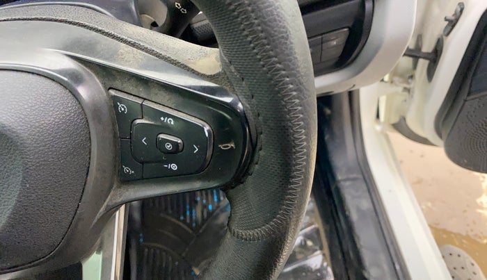 2020 Tata ALTROZ XZ DIESEL, Diesel, Manual, 1,43,911 km, Adaptive Cruise Control