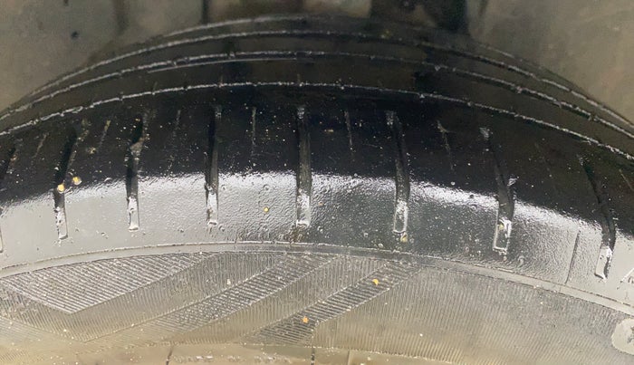 2020 Tata ALTROZ XZ DIESEL, Diesel, Manual, 1,43,911 km, Right Front Tyre Tread