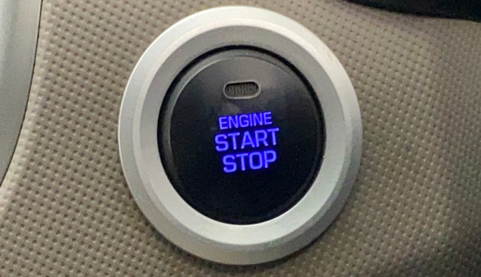 2017 Hyundai Creta SX PLUS 1.6 PETROL, Petrol, Manual, 99,932 km, Keyless Start/ Stop Button