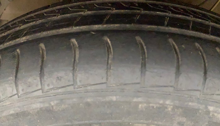 2019 Hyundai NEW SANTRO SPORTZ MT, Petrol, Manual, 27,991 km, Left Front Tyre Tread